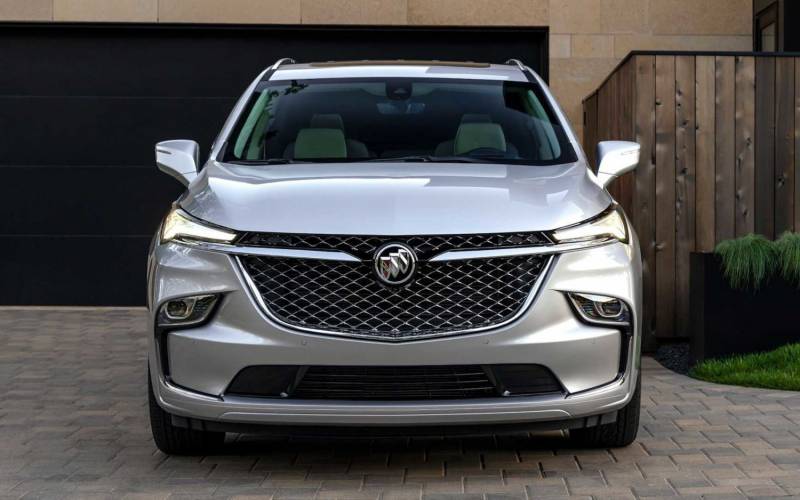 Comparison Buick Enclave Avenir 2022 vs Jeep Grand Cherokee L